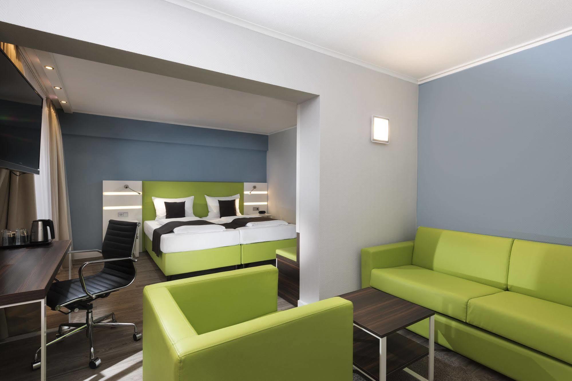 Ibis Styles Offenburg City エクステリア 写真