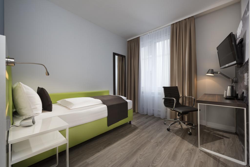 Ibis Styles Offenburg City 部屋 写真