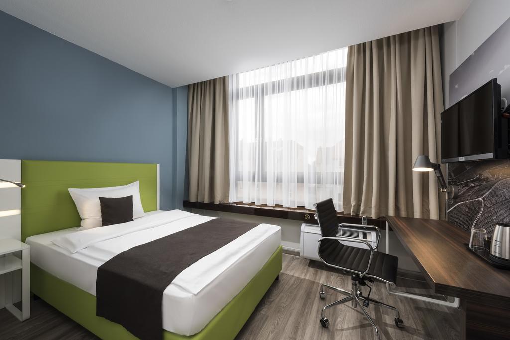 Ibis Styles Offenburg City 部屋 写真