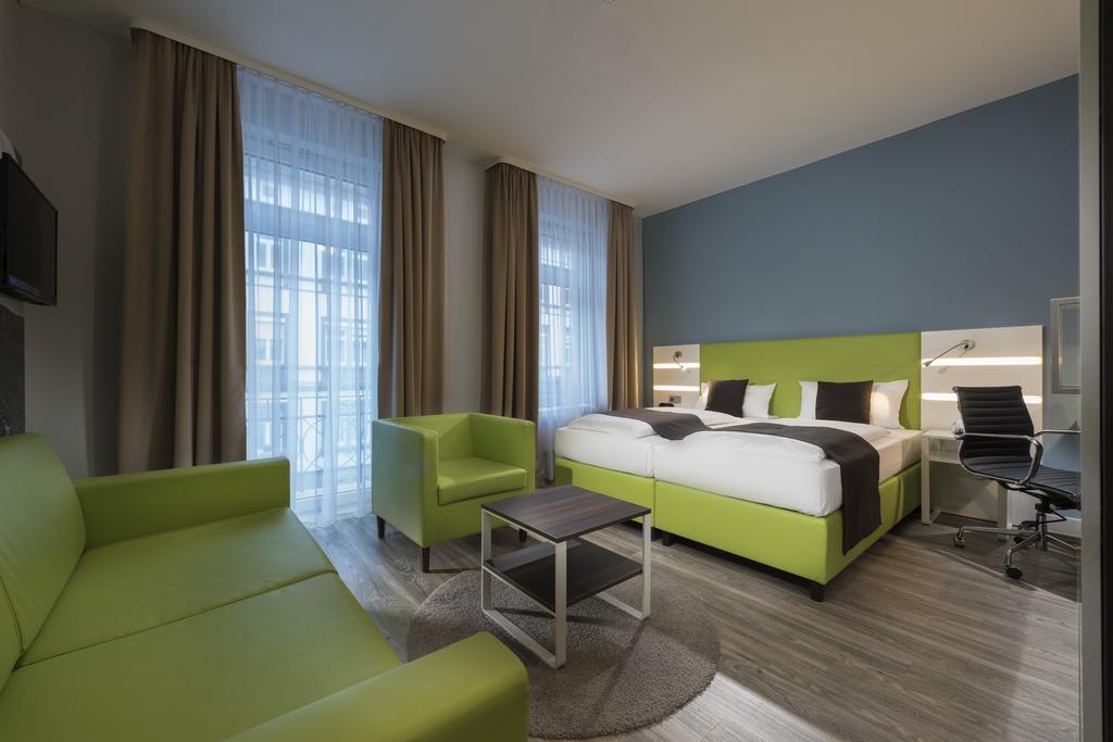 Ibis Styles Offenburg City 部屋 写真